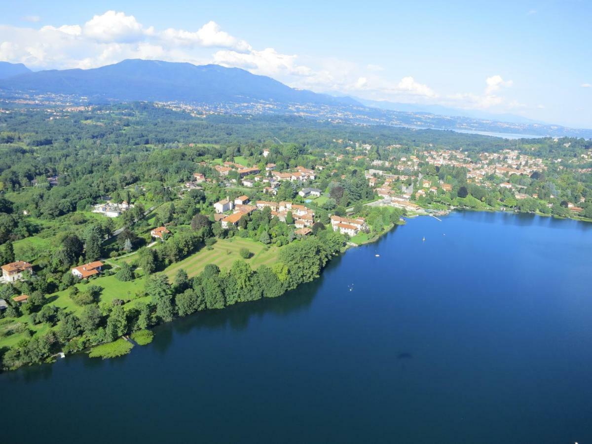 Piccolo Lago Travedona Luaran gambar